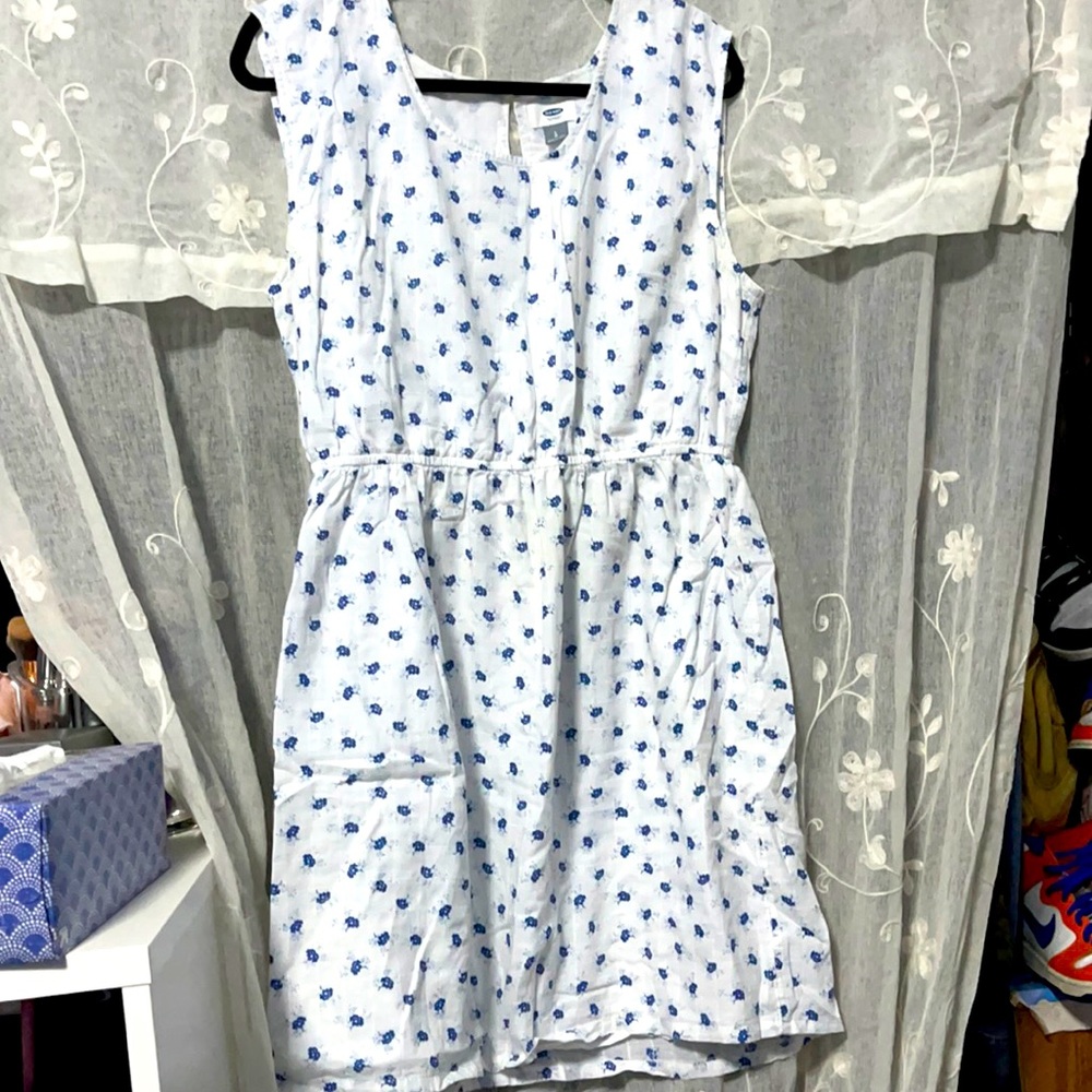 Old navy white and flower dress